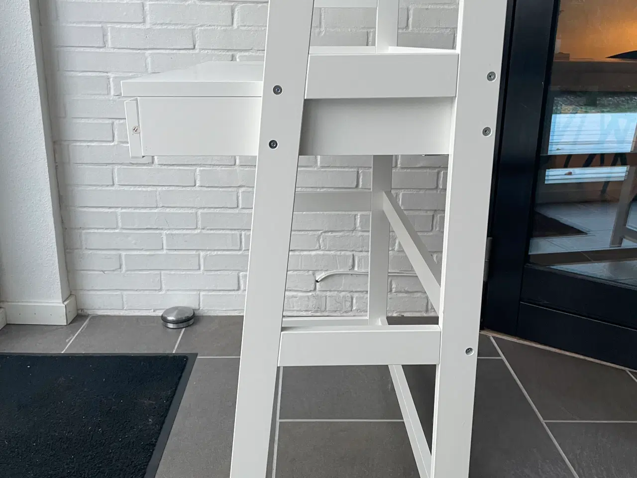 Billede 3 - Flot skrivebord/make-upbord