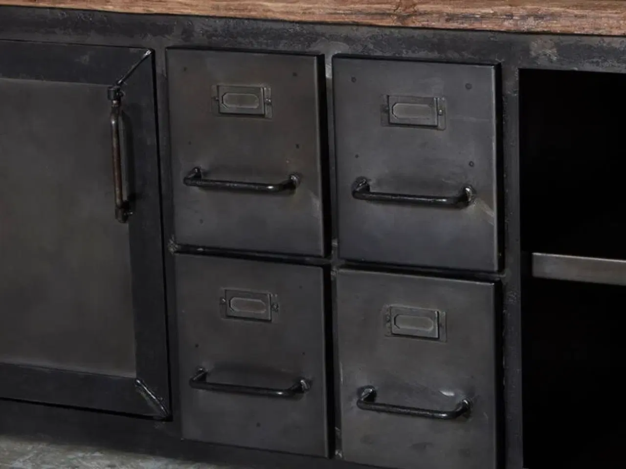 Billede 3 - Nyt TV bord TRAIN