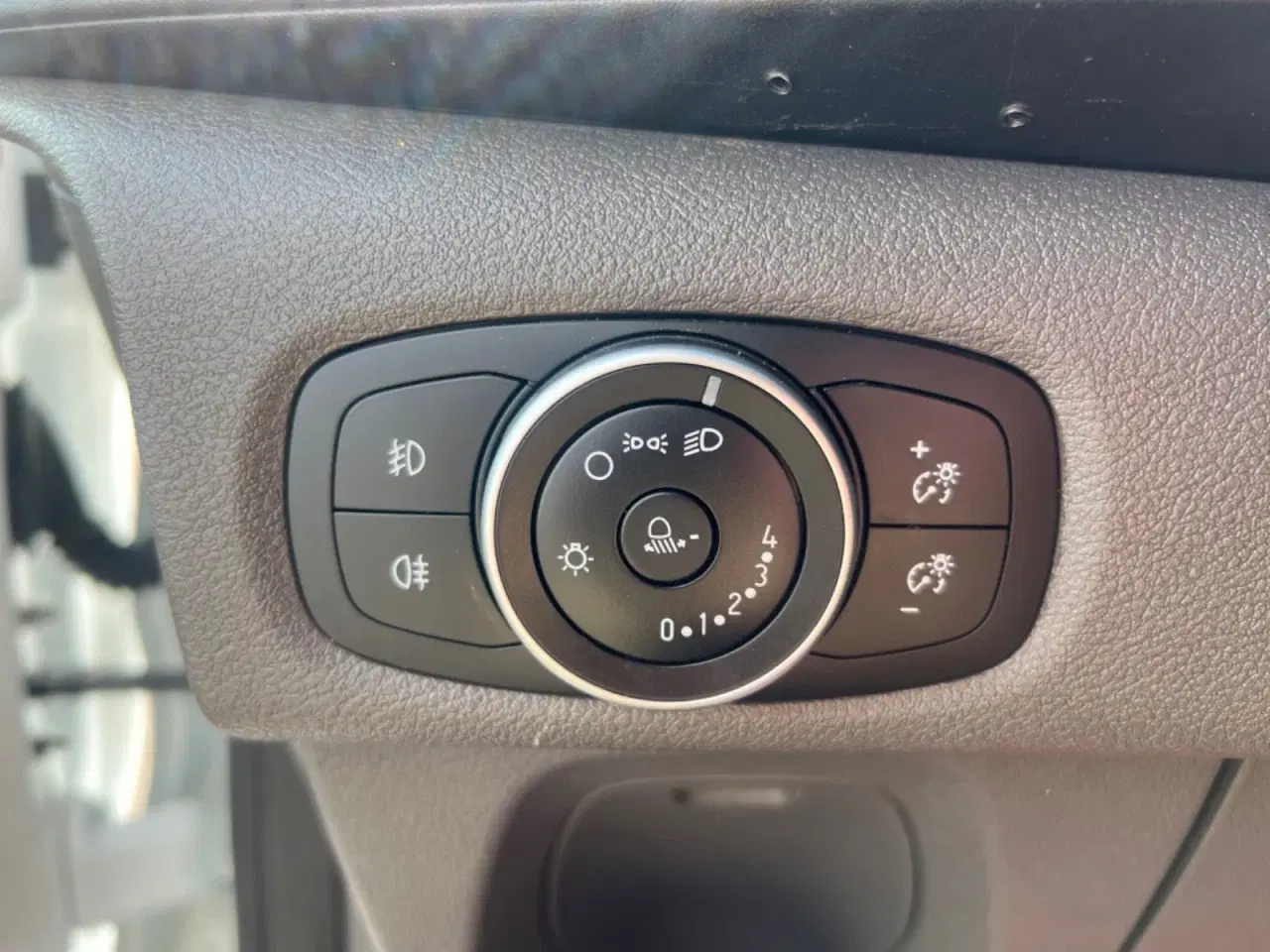 Billede 15 - Ford Transit Custom 300L 2,0 TDCi 130 Trend
