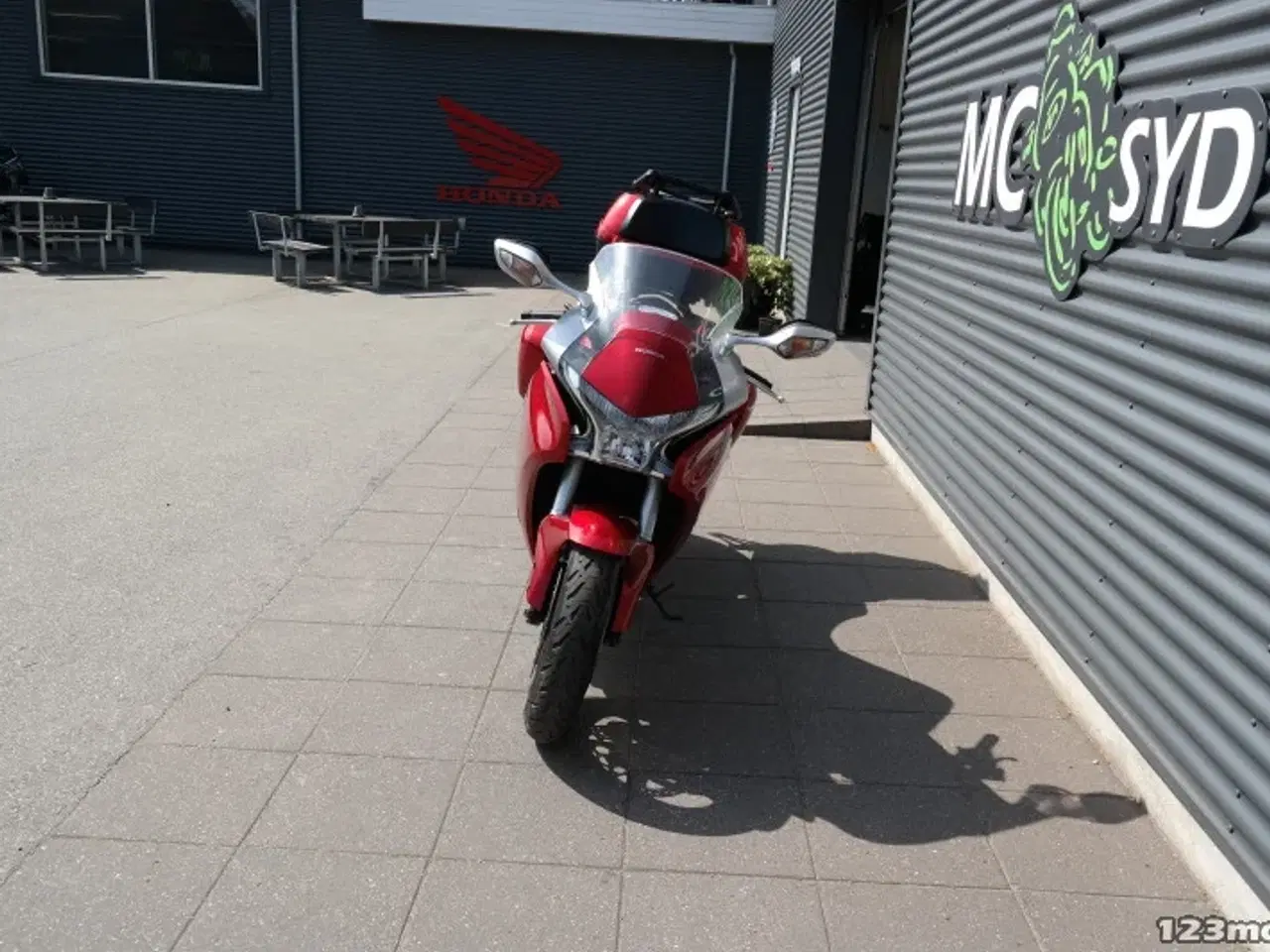 Billede 14 - Honda VFR 1200 F MC-SYD       BYTTER GERNE