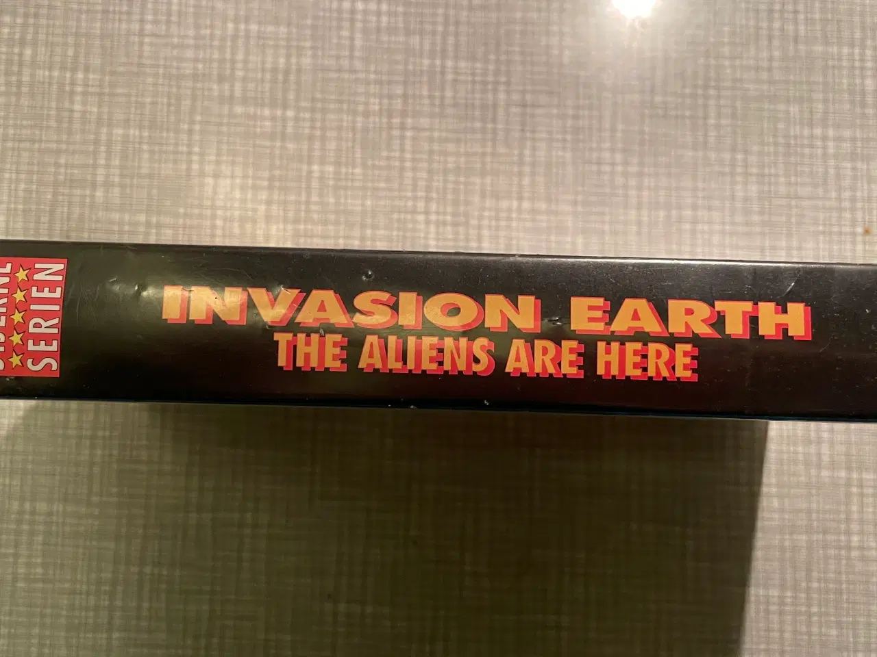 Billede 3 - Invasion Earth, The Aliens Are Here! VHS, 1988