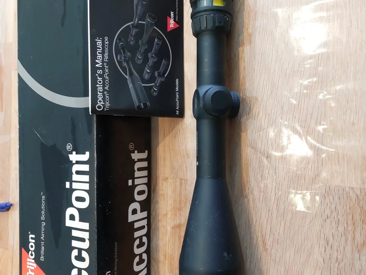 Billede 1 - Riffel kikkert med lys