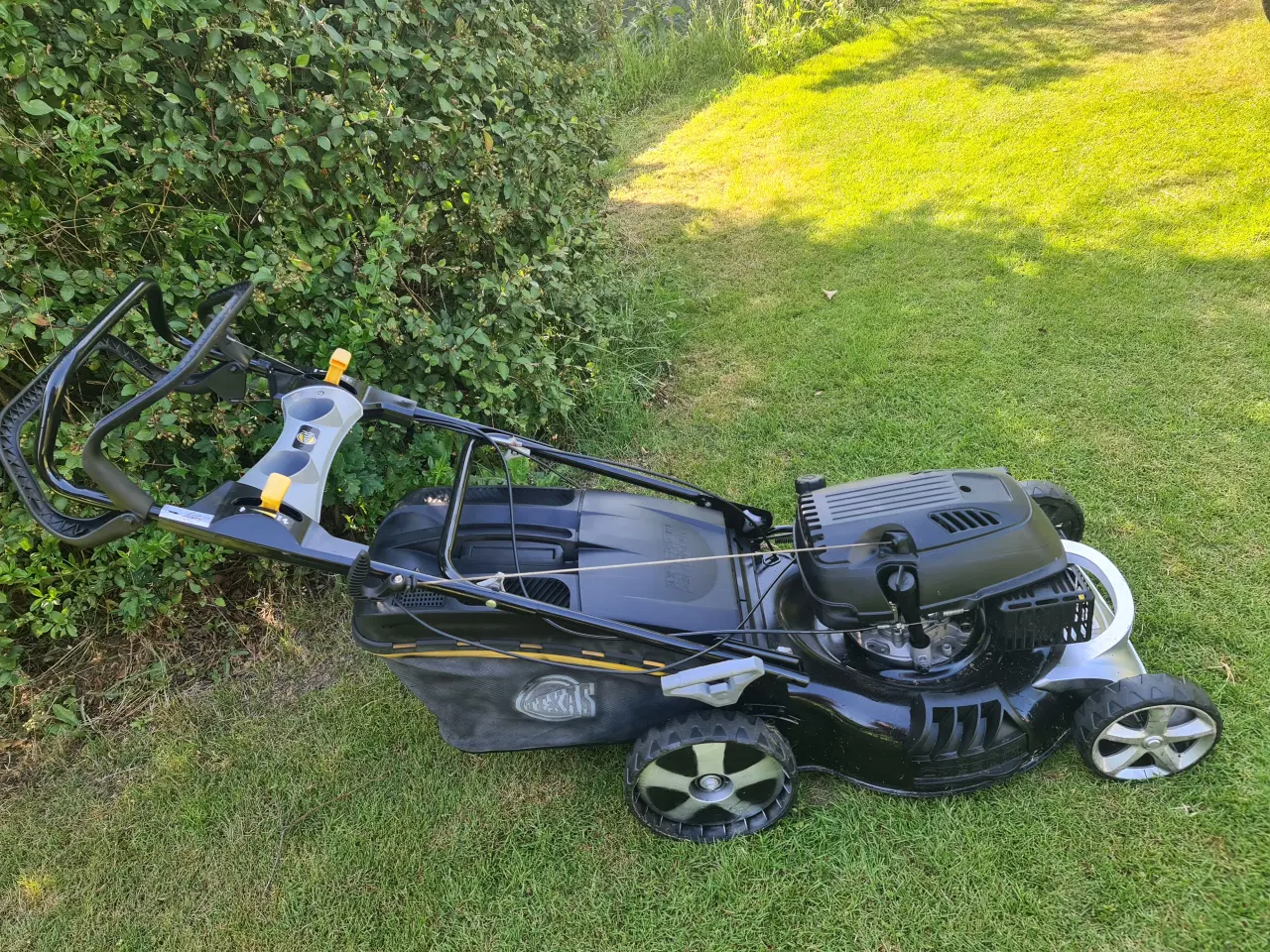 Billede 3 -  Texas Razor selvkørende plæneklipper 