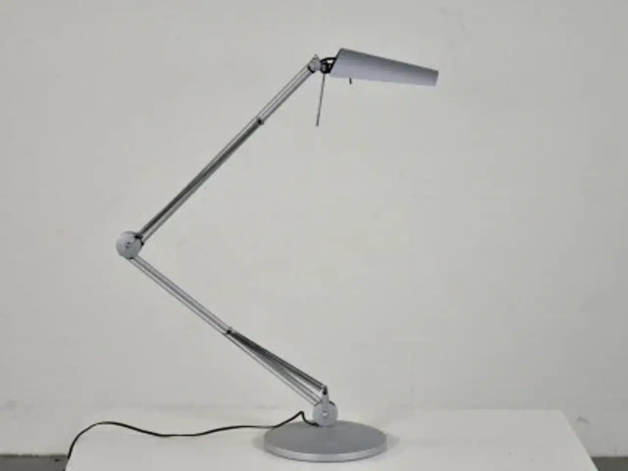 Billede 9 - Luxo air bordlampe i alugrå
