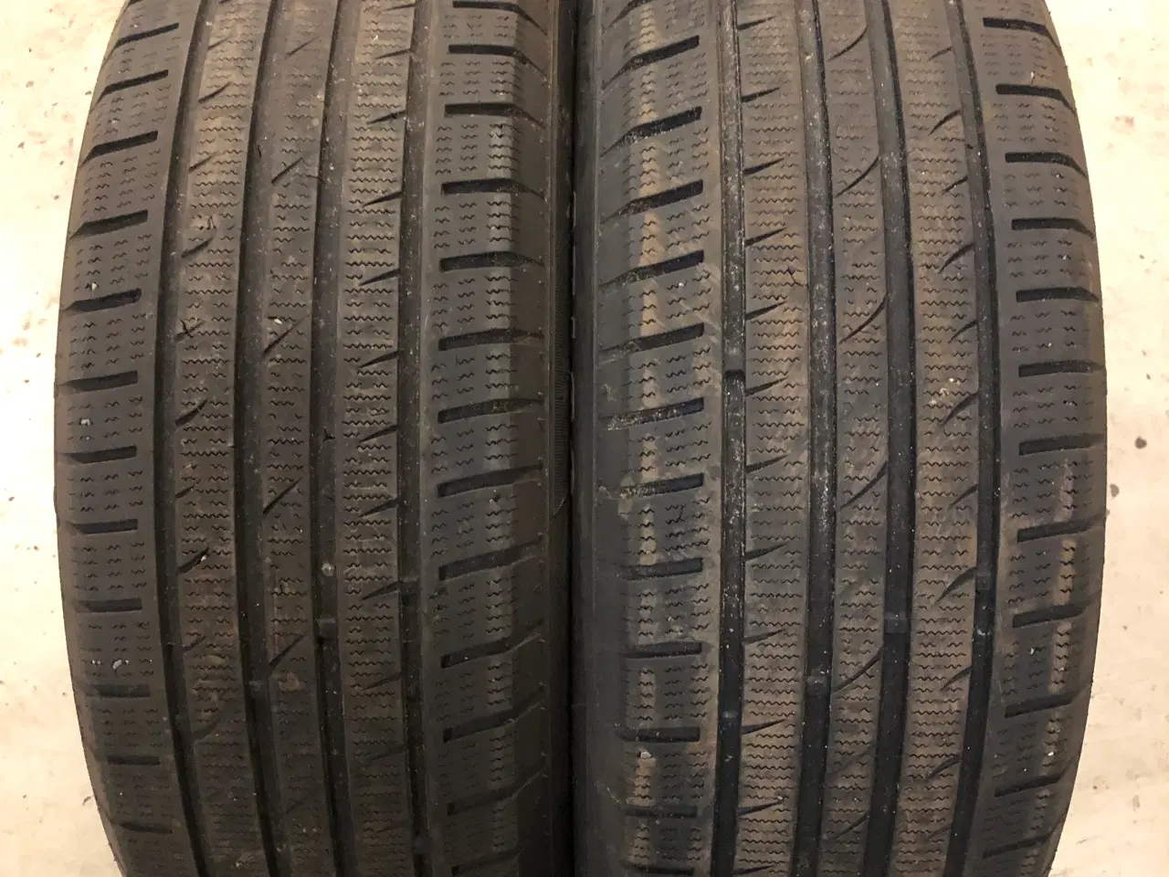 Billede 1 - 2 stk vinterdæk varevogn 16”