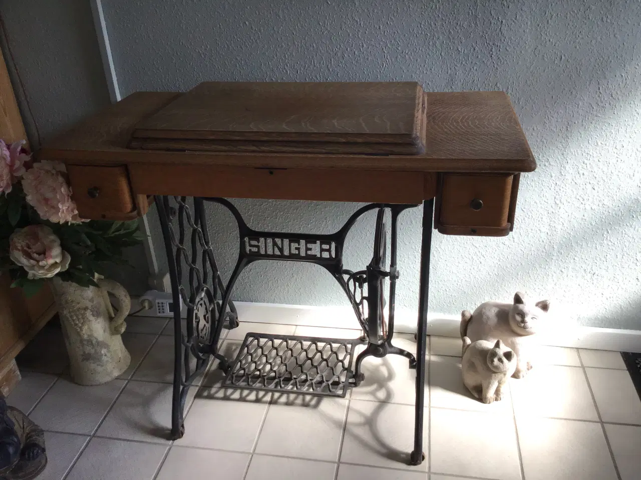 Billede 1 - Singer symaskinebord