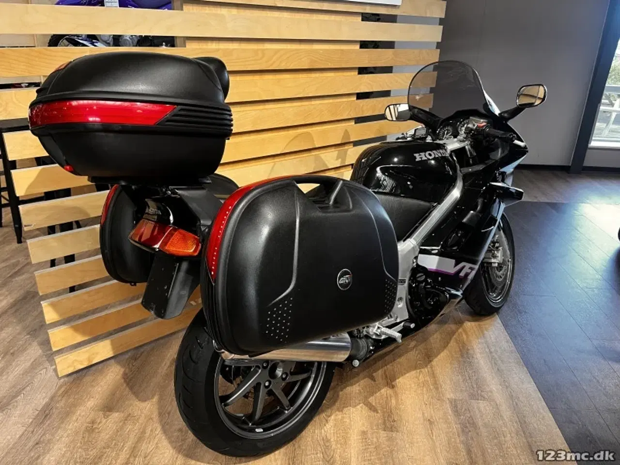 Billede 3 - Honda VFR 750 ENGROS