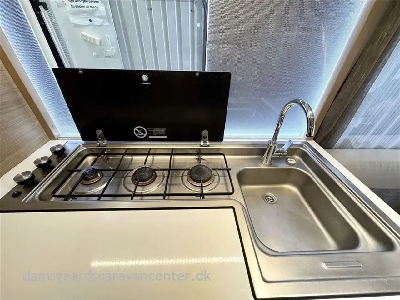 Billede 11 - 2018 - Adria Adora 572 UT   Enkeltsenge-Gulvtemp.-Endebad-telt