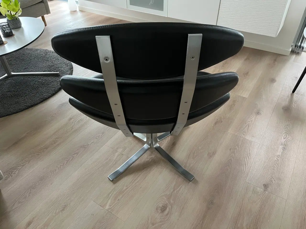 Billede 4 - Poul M. Volther Coronastol i sort omni læder.