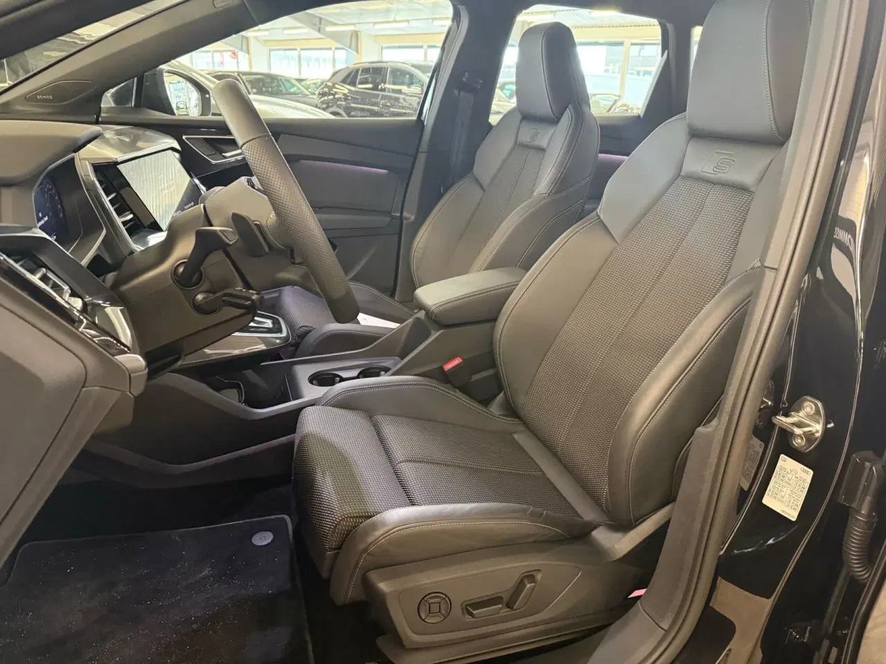 Billede 5 - Audi Q4 45 E-tron Ultra 286HK 5d Aut.