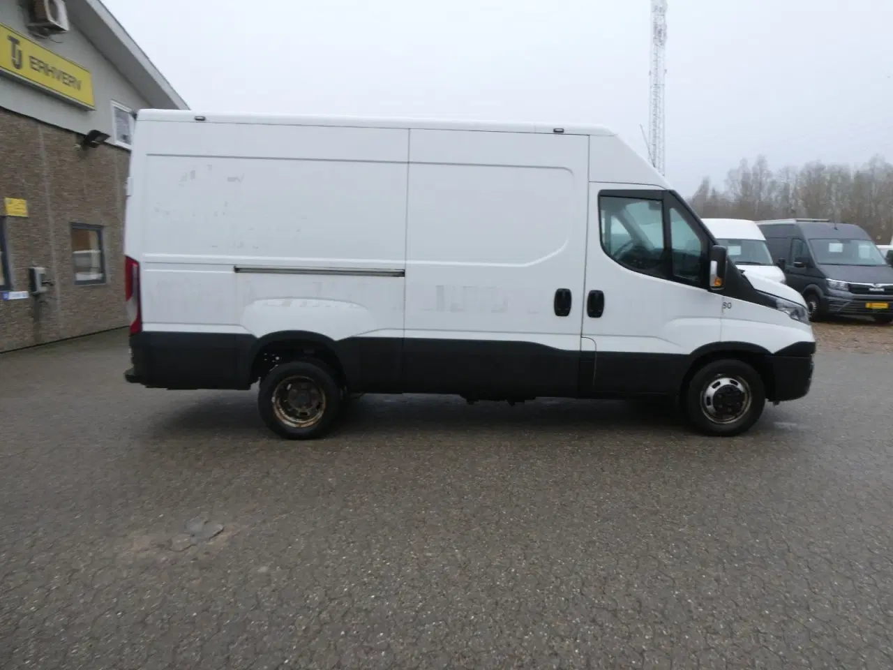 Billede 13 - Iveco Daily 3,0 35C18 12m³ Van AG8