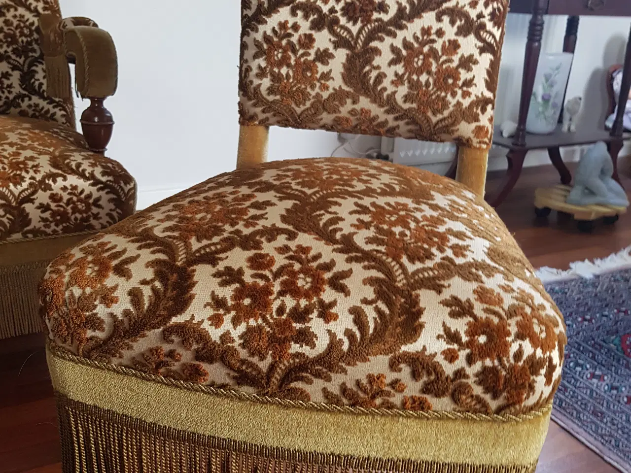 Billede 3 - Sofagruppe med 2 stole i gul/grøn velour og frynse