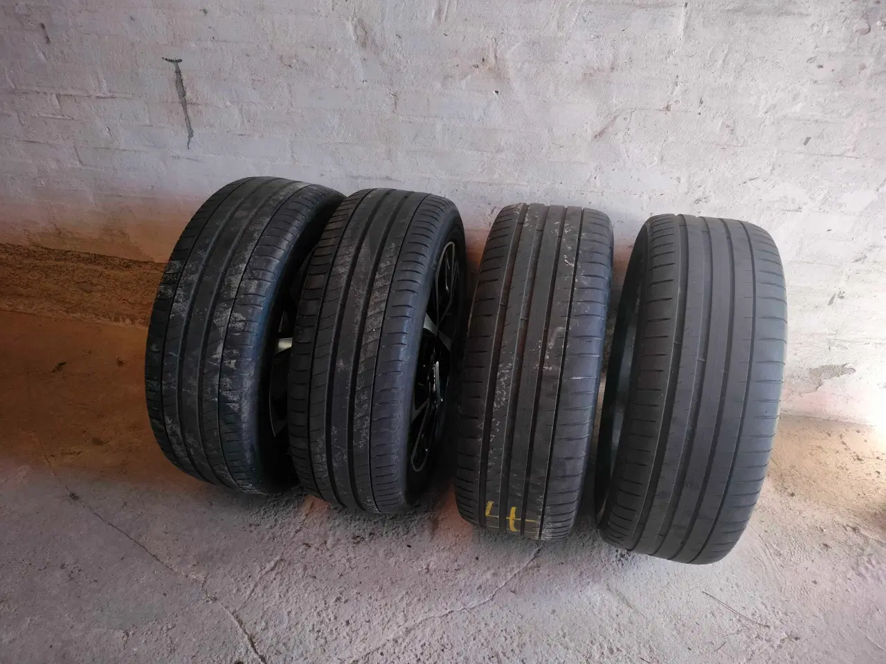 Billede 3 - 🚗 Toyota 18” Alufælge med Michelin sommerdæk!