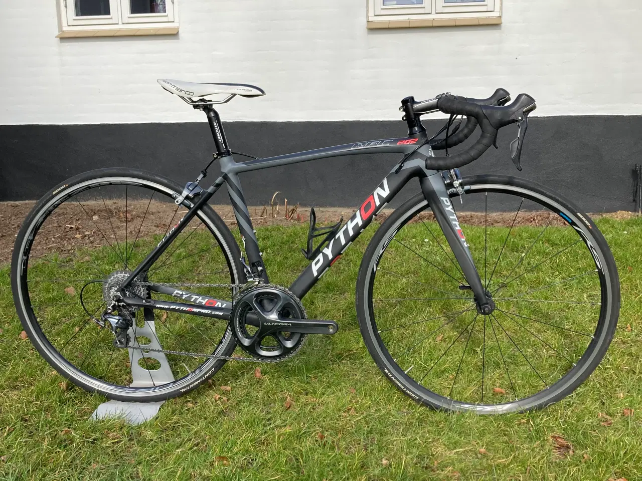 Billede 1 - Python carbonracer, 47 cm stel.