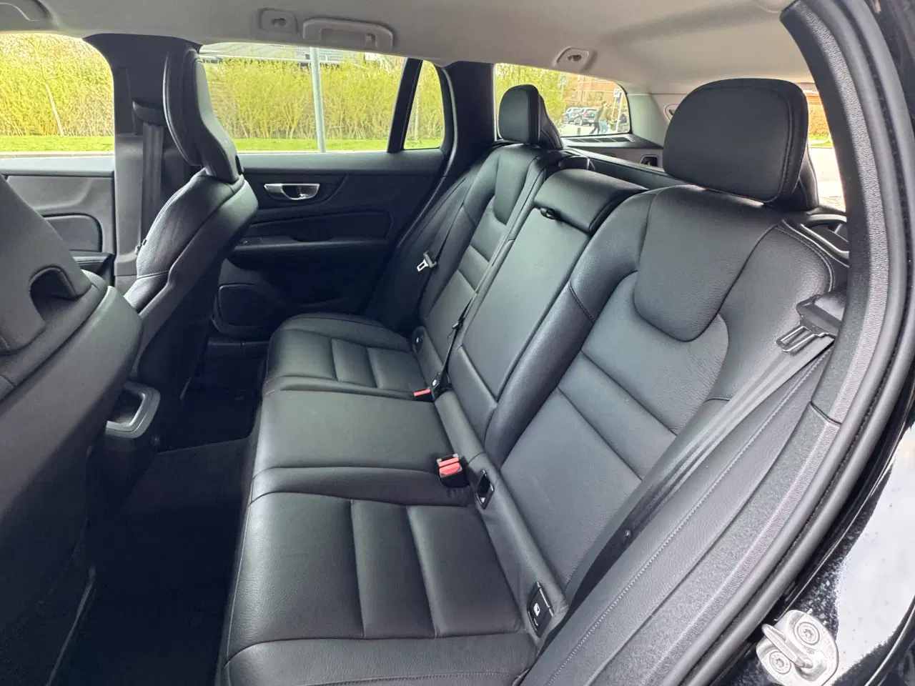 Billede 3 - Volvo V60 B4 Inscription - model 2022
