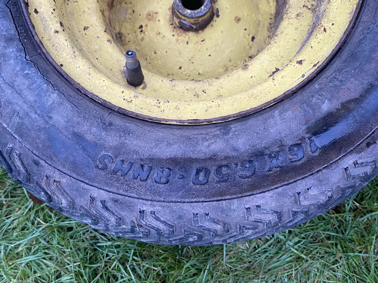 Billede 4 - Dæk til havetraktore 