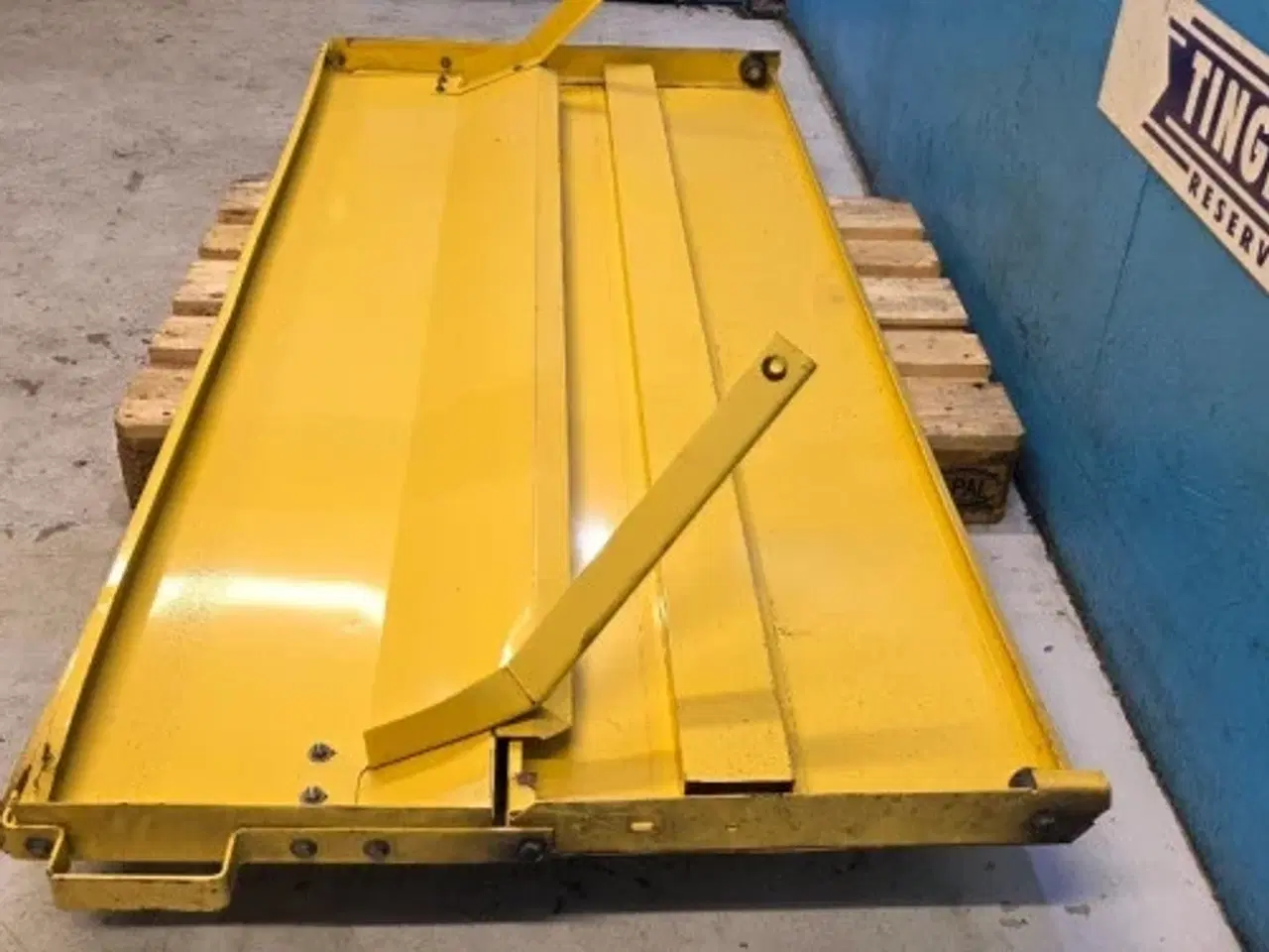 Billede 5 - New Holland TF44 Skærm 84001160