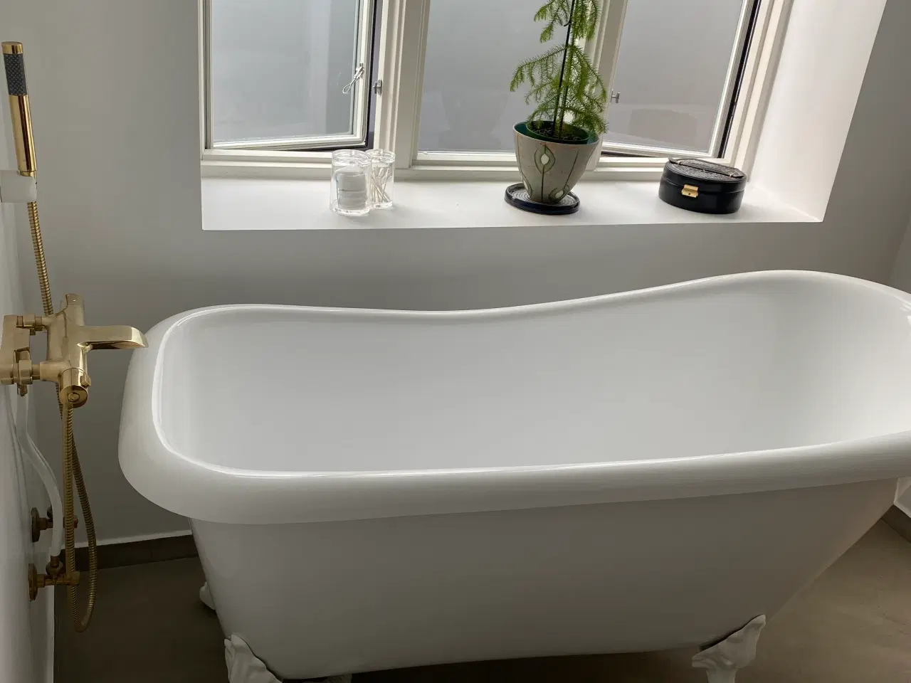 Billede 2 - Badekar på løvefødder