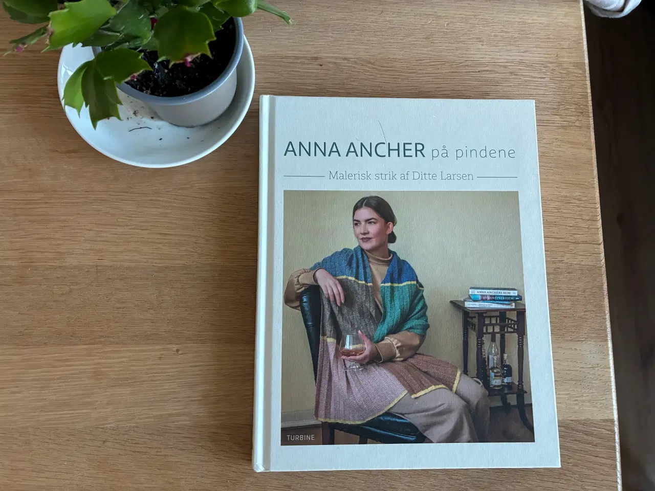Billede 1 - Anna Ancher på pindene