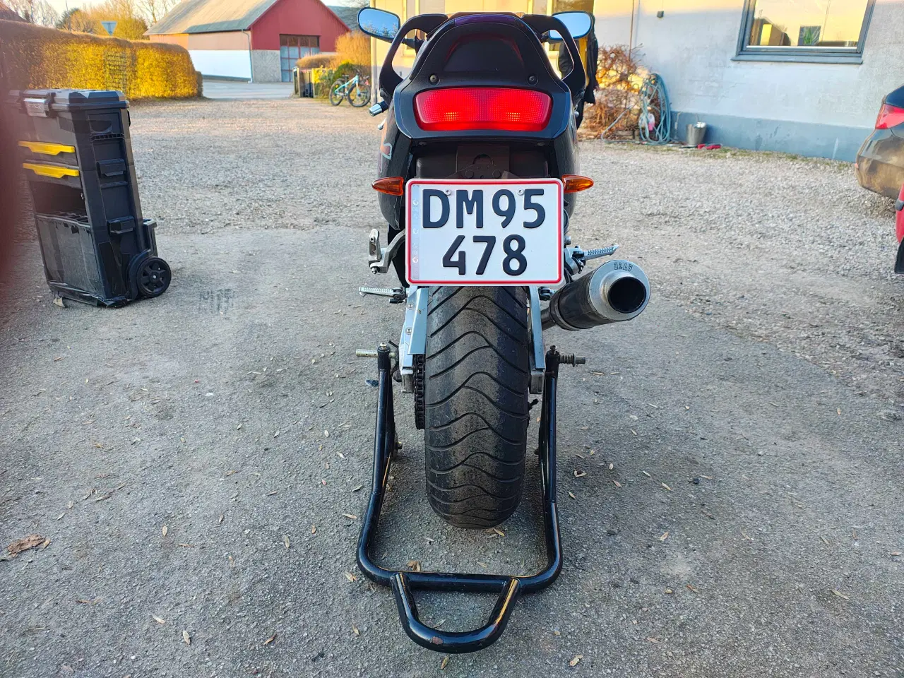 Billede 6 - Suzuki gsxr 750 nysynet med plader.