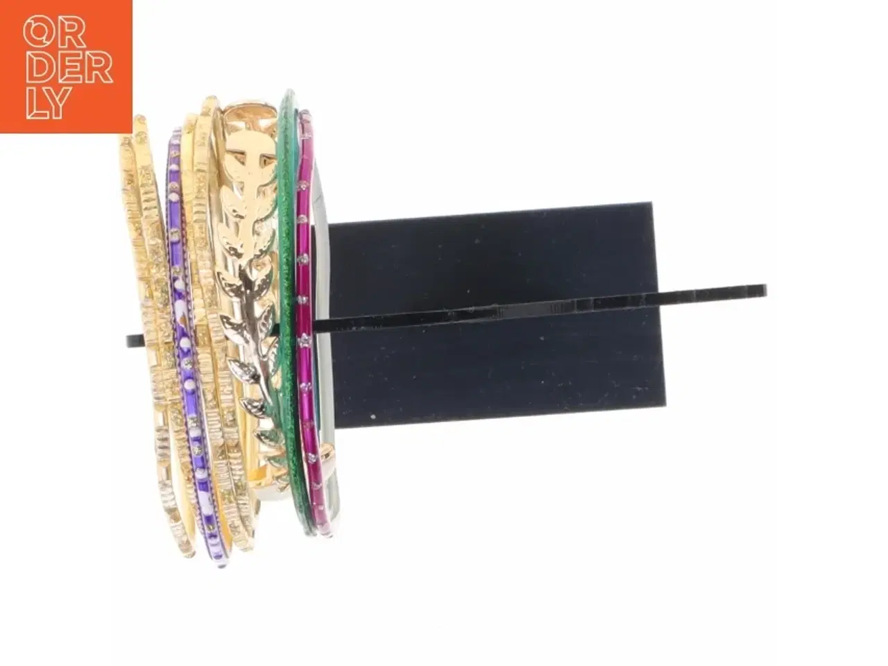 Billede 2 - Diverse armbånd (str. Diameter 6 og en halv cm)