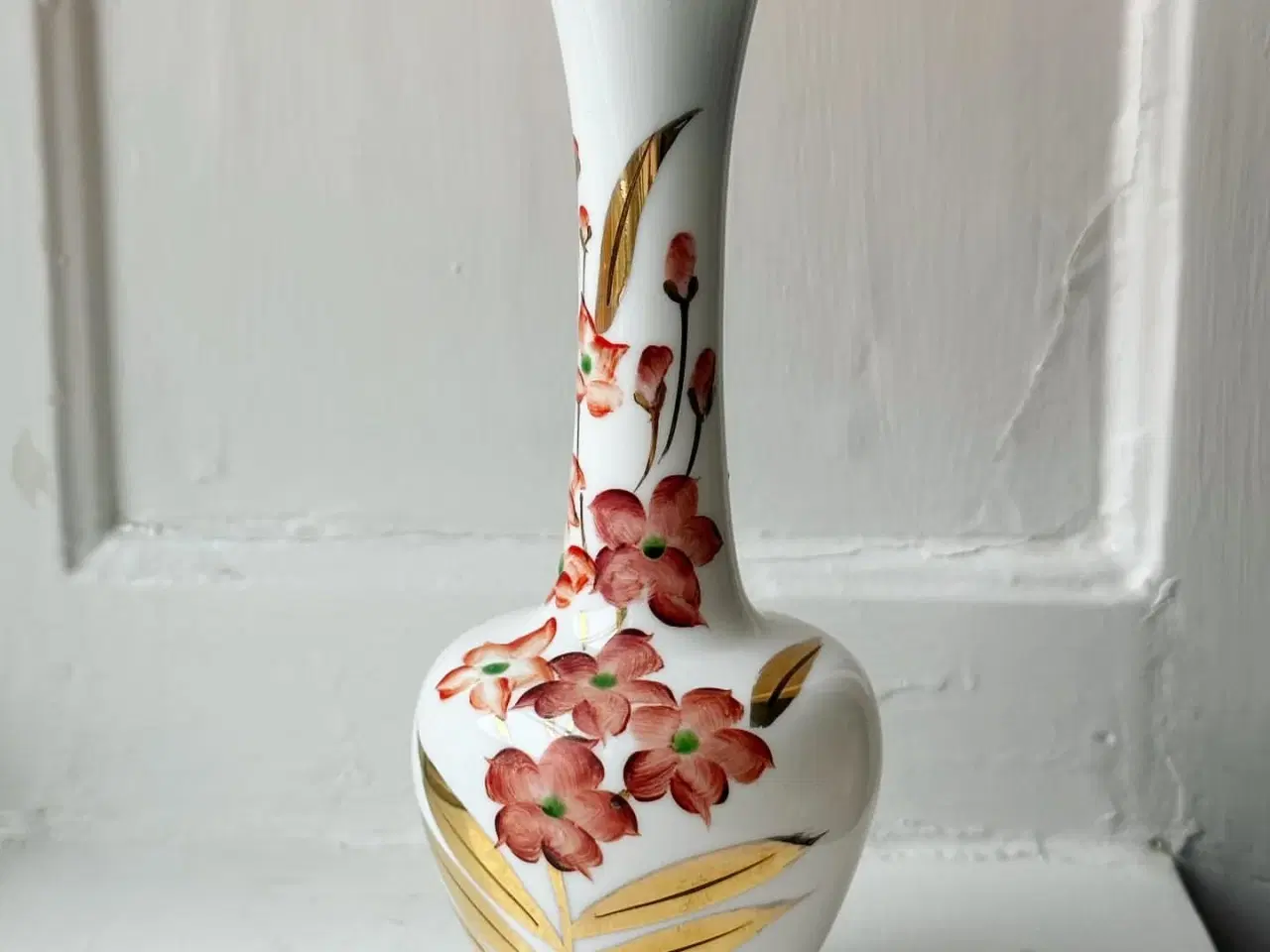 Billede 2 - Opalineglas m blomster og guld