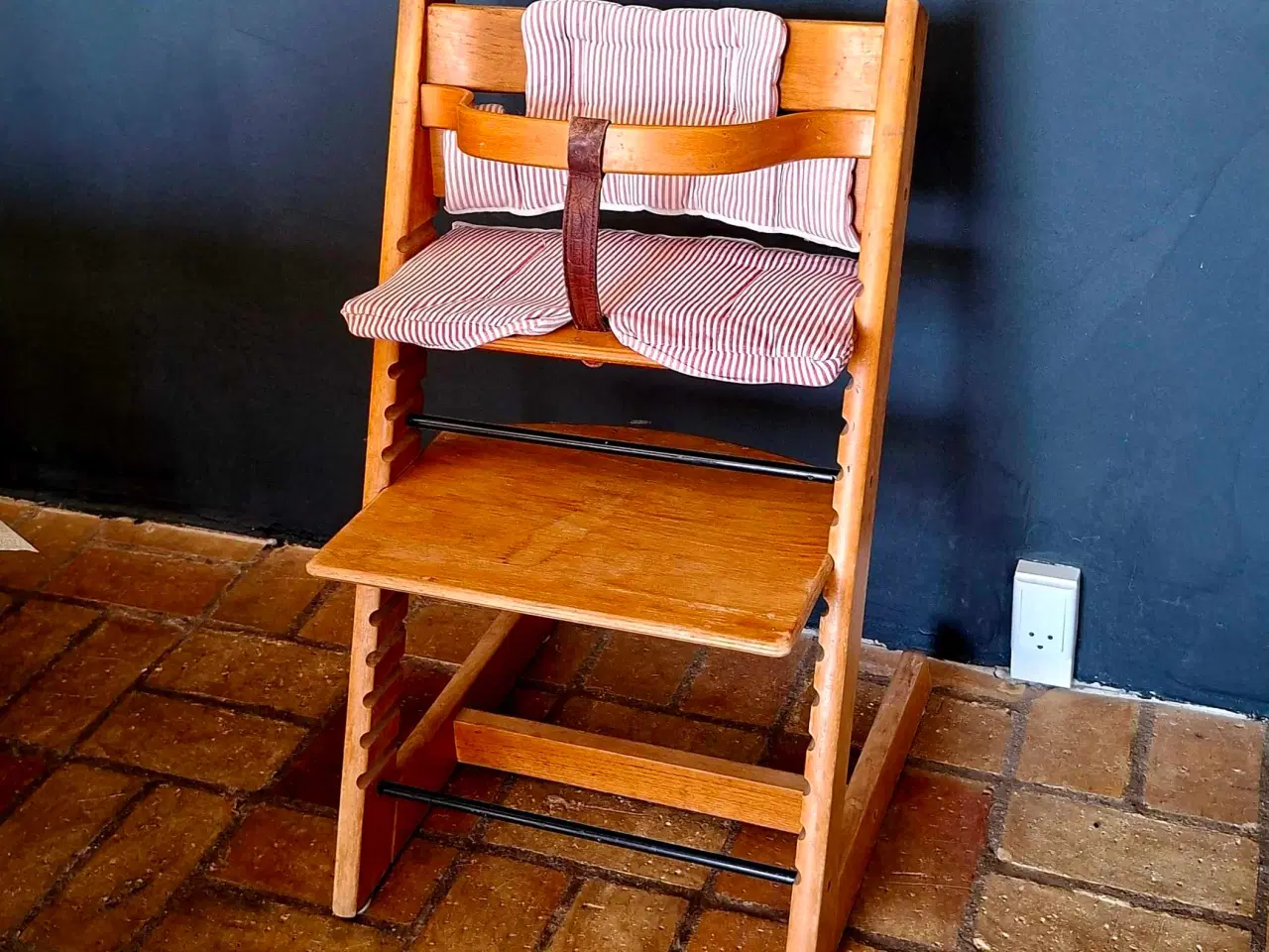 Billede 1 - Stokke højstol 