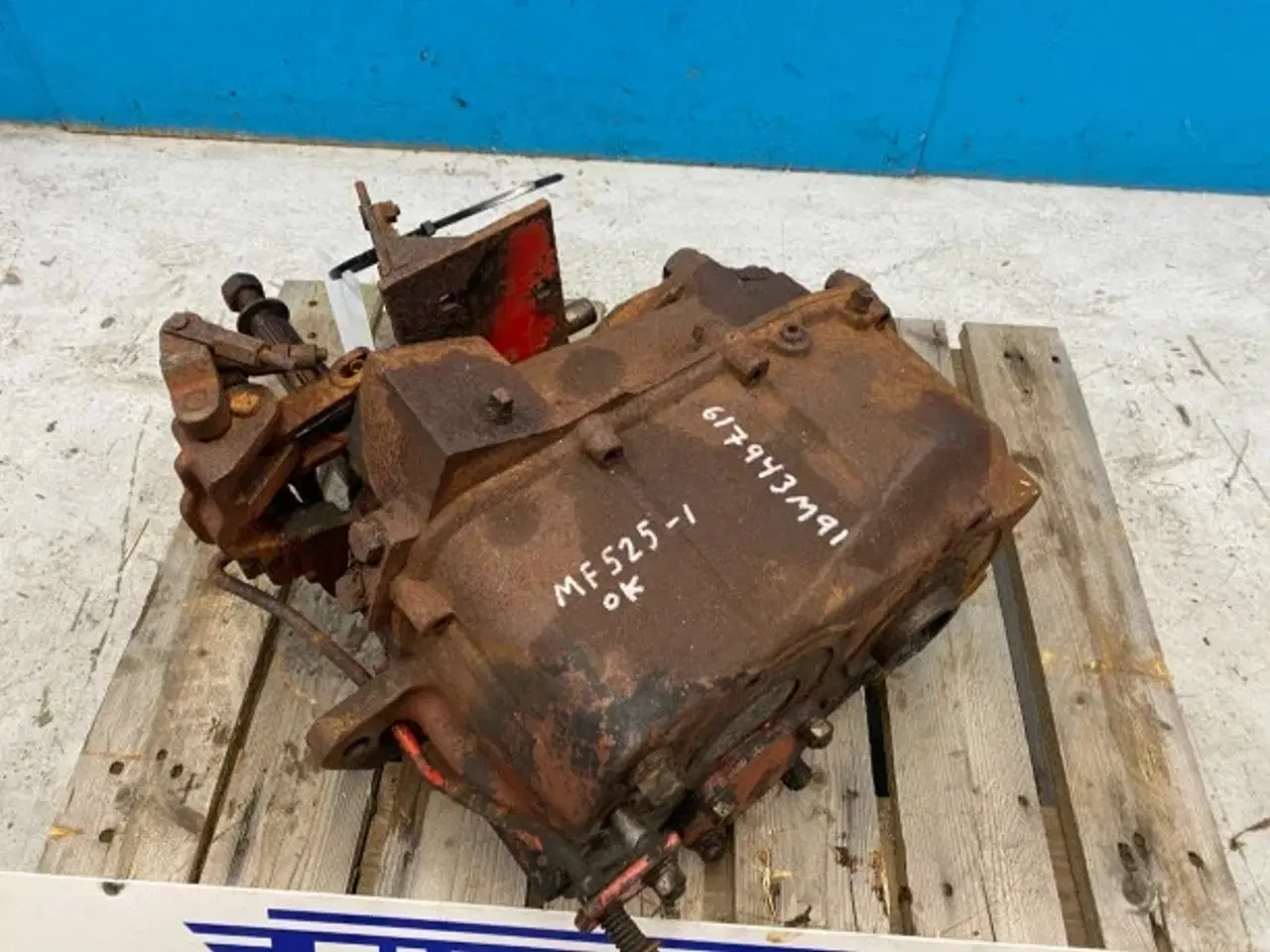 Billede 2 - Massey Ferguson 525 Gearkasse 617943M91