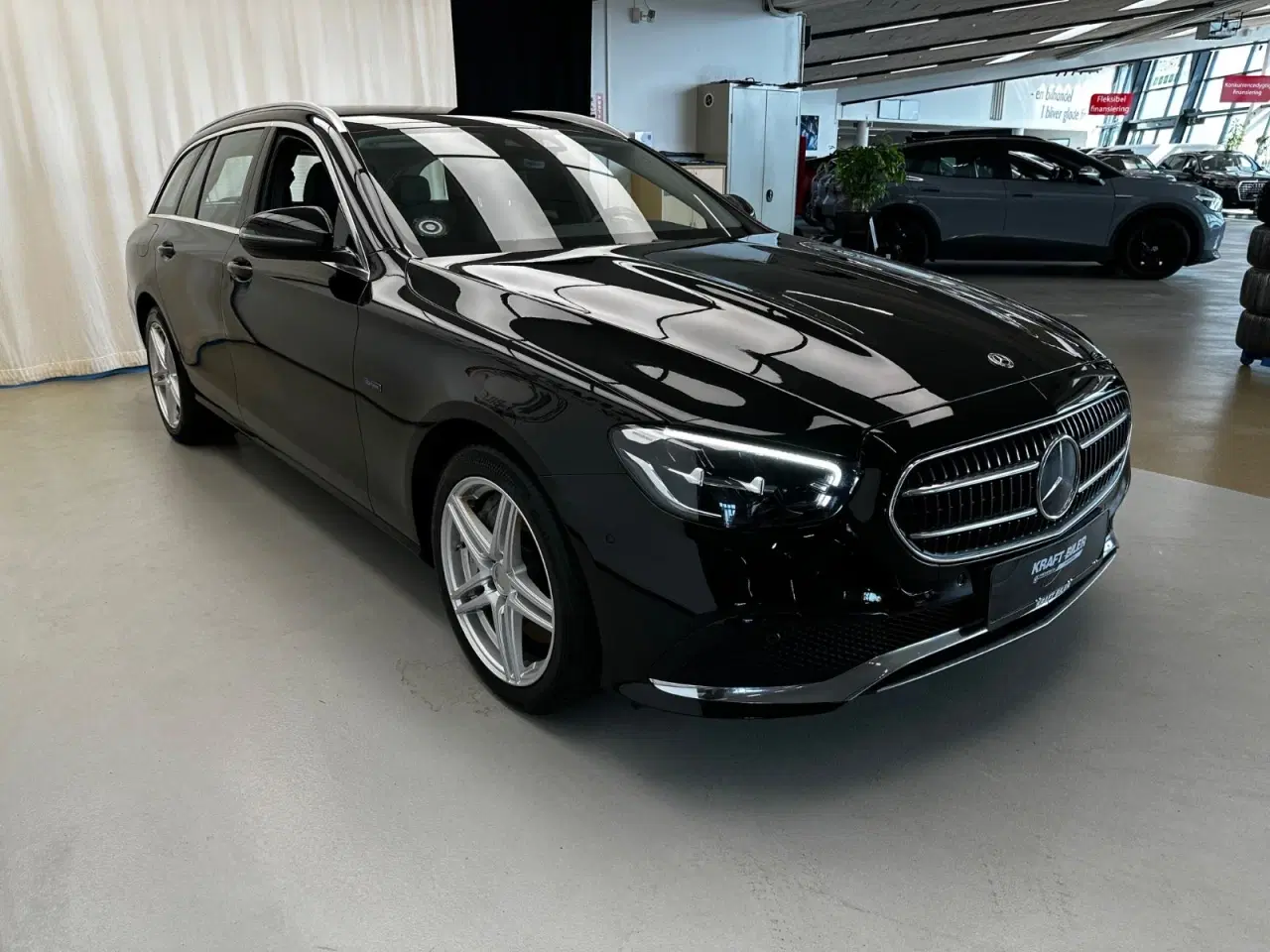 Billede 8 - Mercedes E300 de 2,0 Business stc. aut.