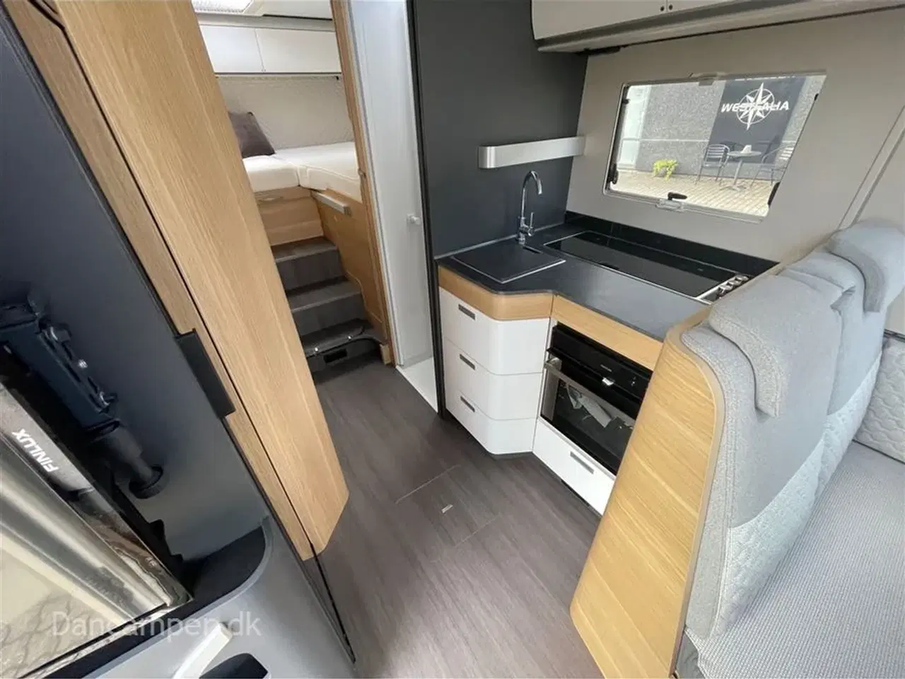 Billede 6 - 2022 - Adria Coral Plus 650   Flot og exclusiv autocamper netop ankommet.
