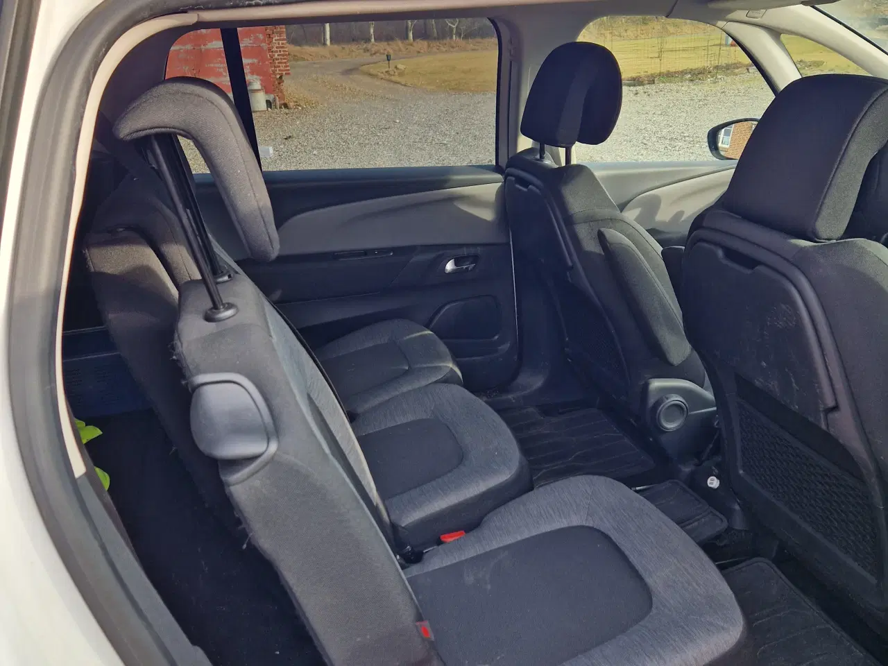 Billede 4 - Lækker stor familie bil