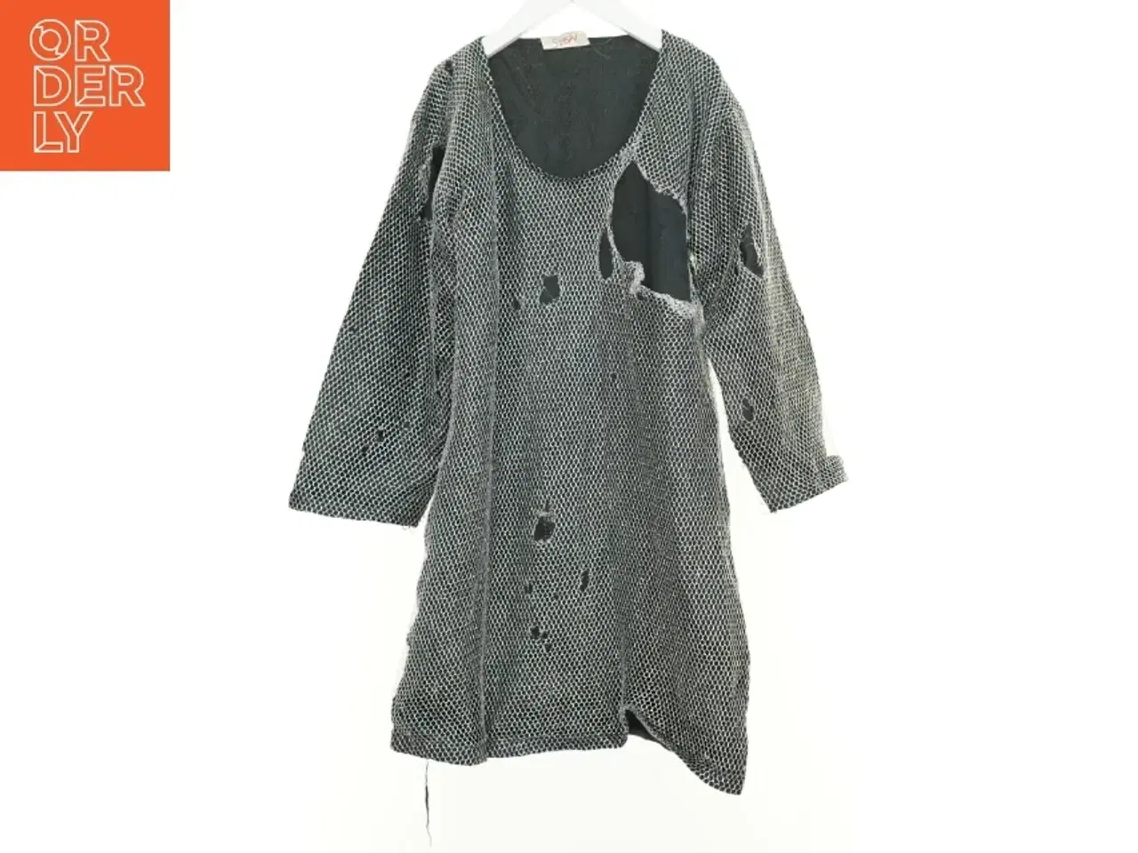 Billede 1 - Udklædning (str. 140 cm)