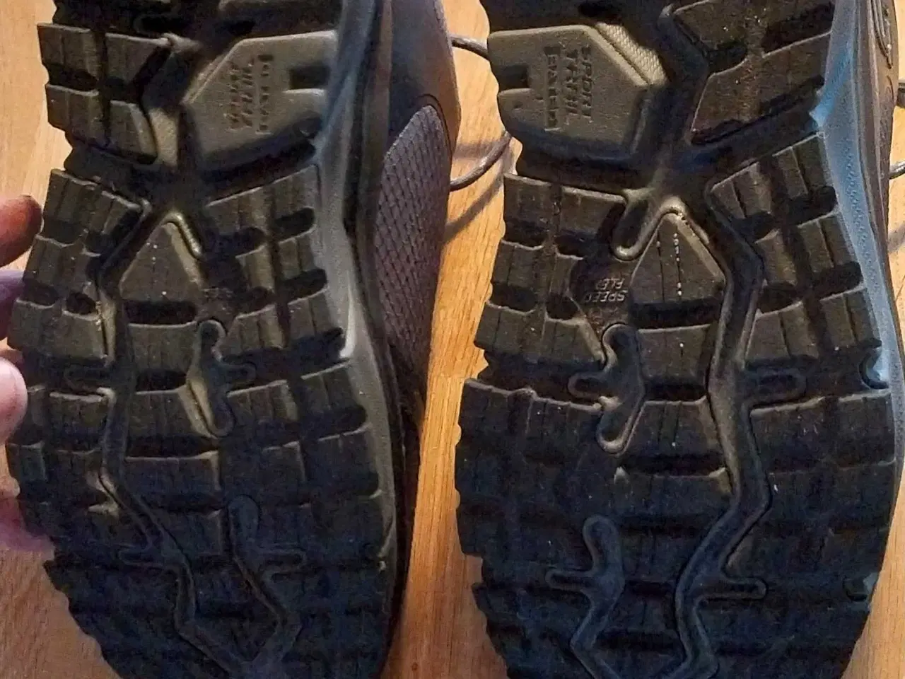 Billede 2 - Nye Skechers fritidssko