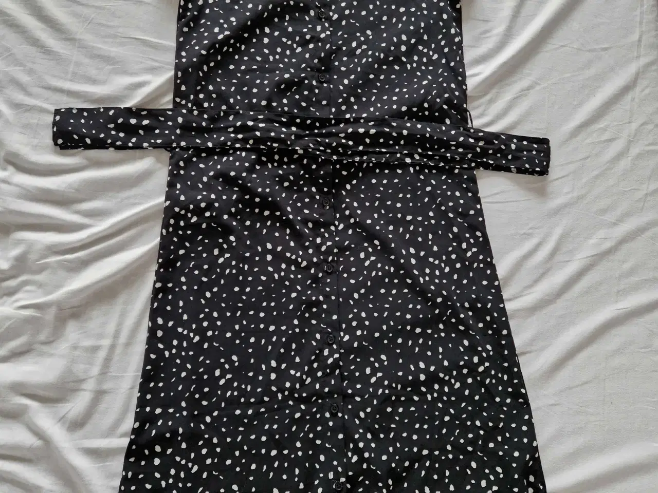 Billede 1 - Kjole str 152