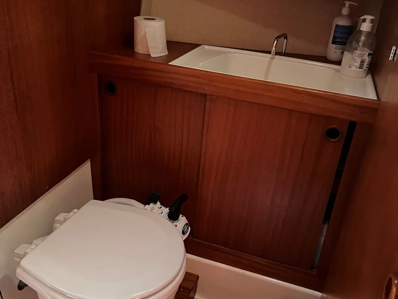 Billede 10 - Velsejlende Omega 34 sælges