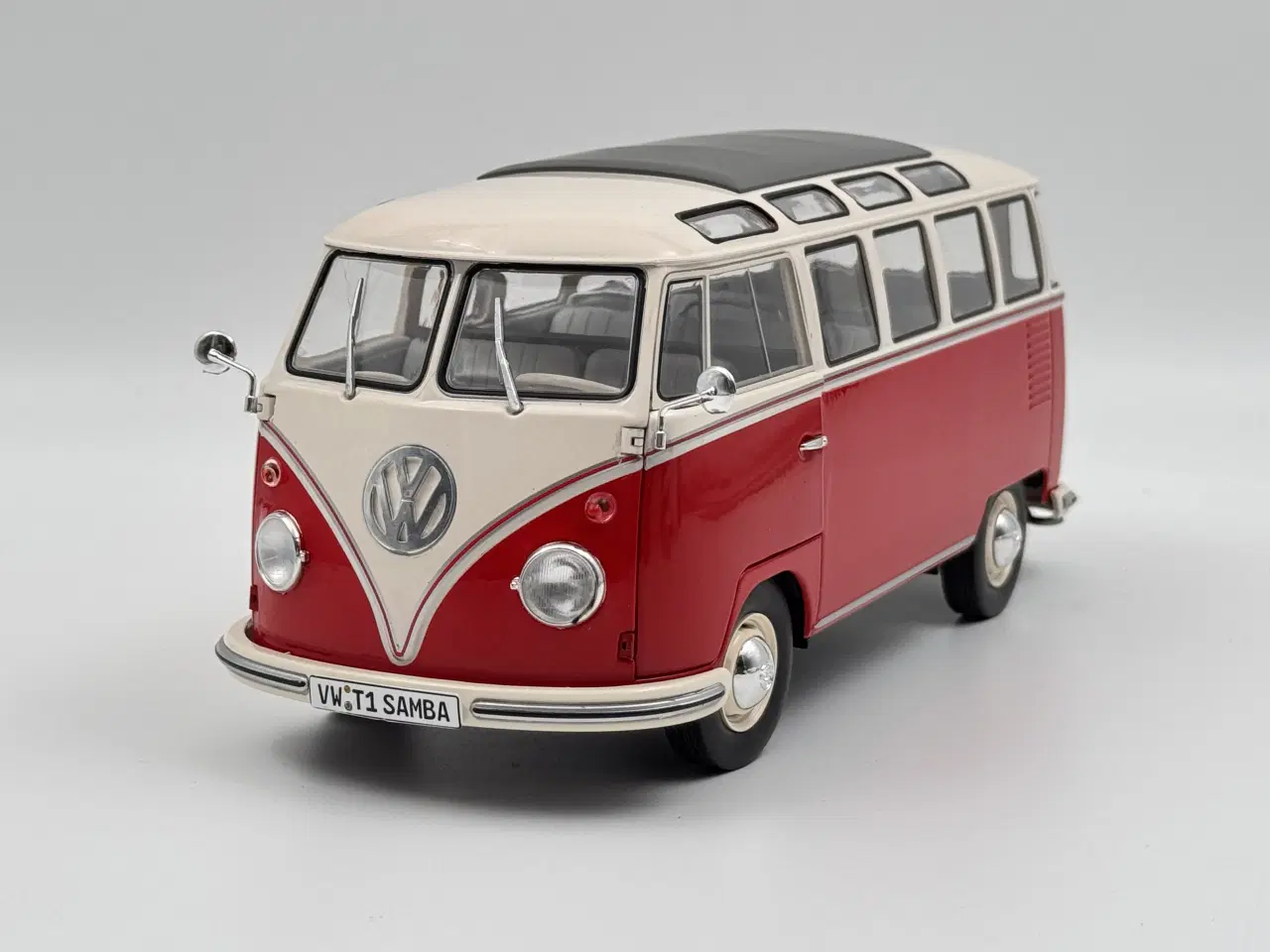 Billede 1 - 1962 VW T1 Samba Splitbus 1:18