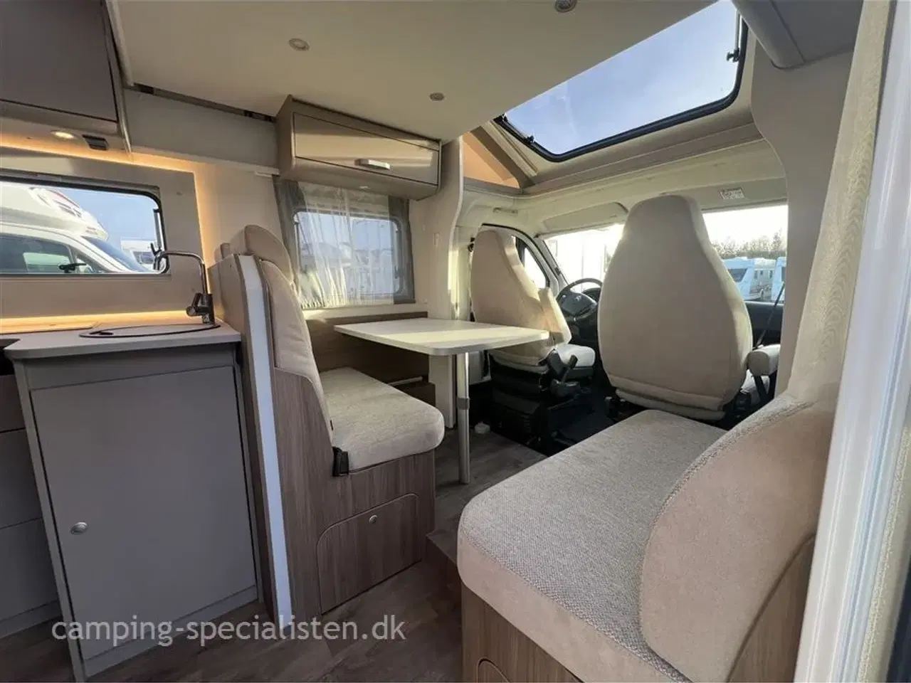 Billede 3 - 2024 - Carado T 448 PRO+   Carado T448 Pro plus 2024 -  Se den nu hos Camping-Specialisten.dk