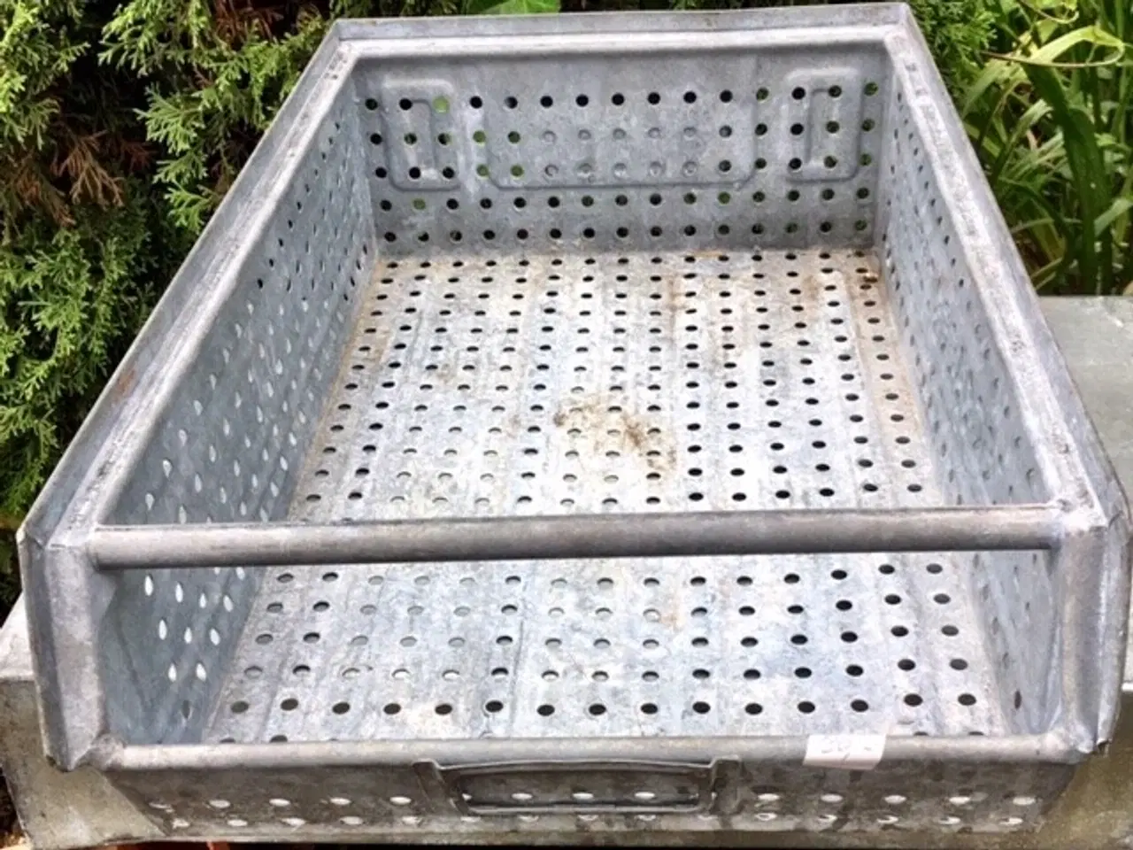 Billede 1 - * Lækker kasse - i zink