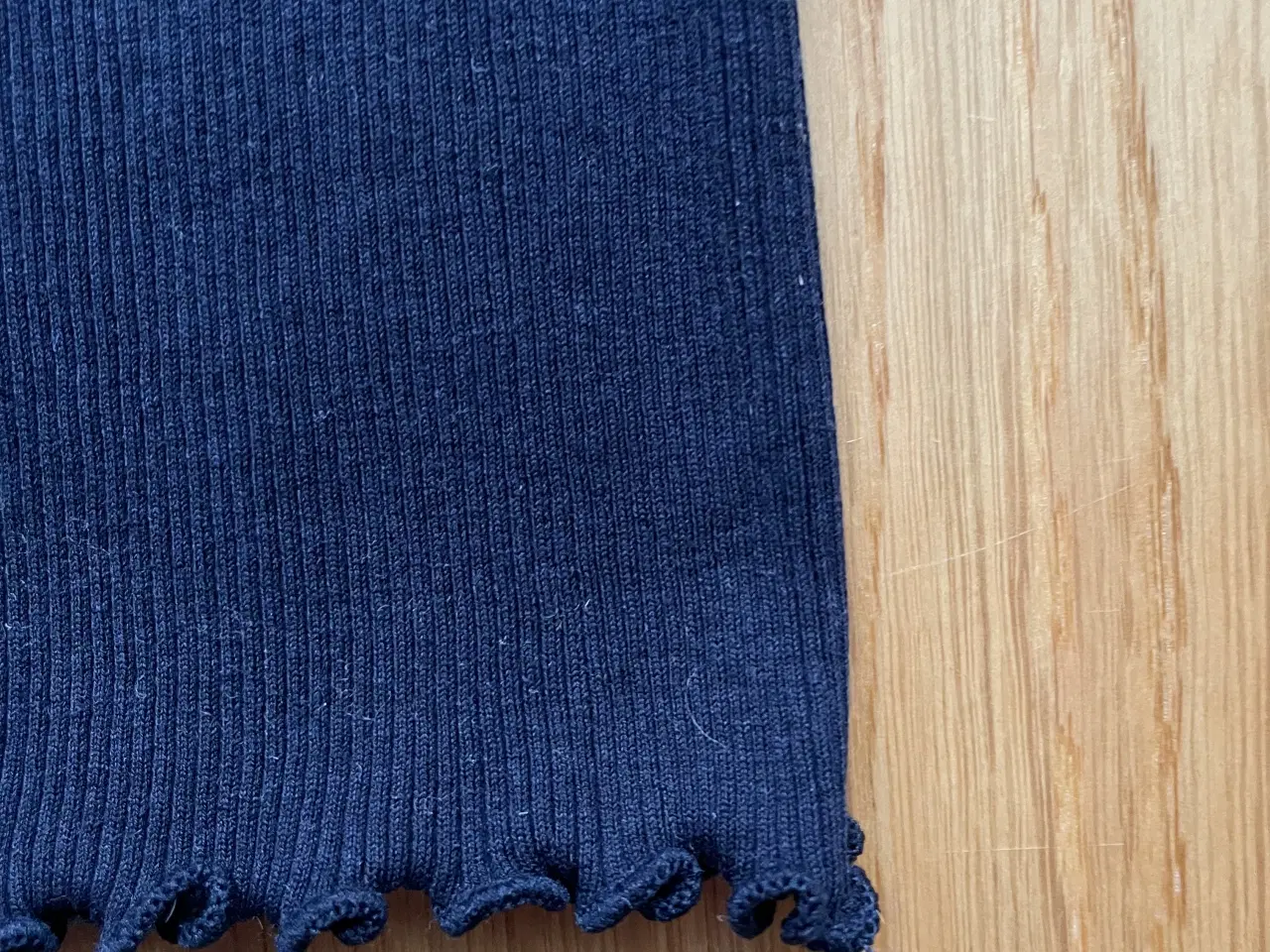 Billede 3 - Rosemunde silketop