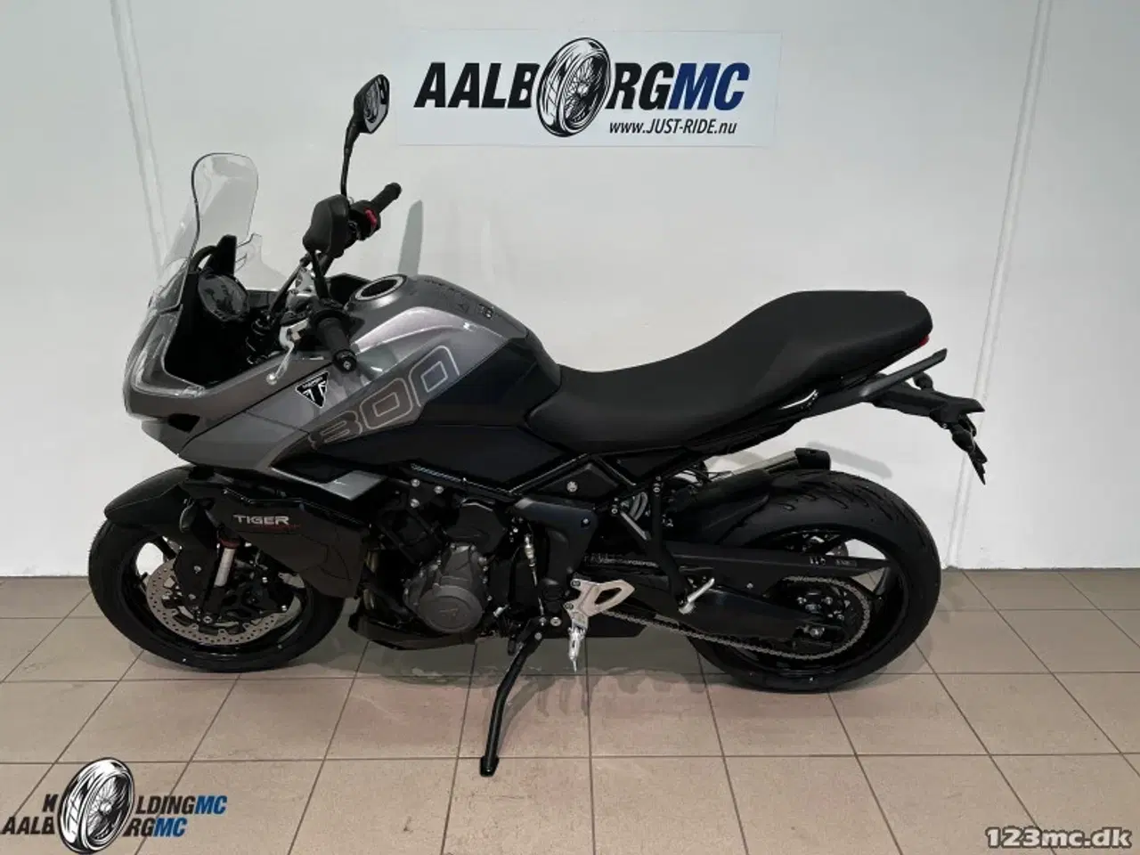 Billede 2 - Triumph Tiger Sport 800 GRAPHITE / SAPPHIRE BLACK