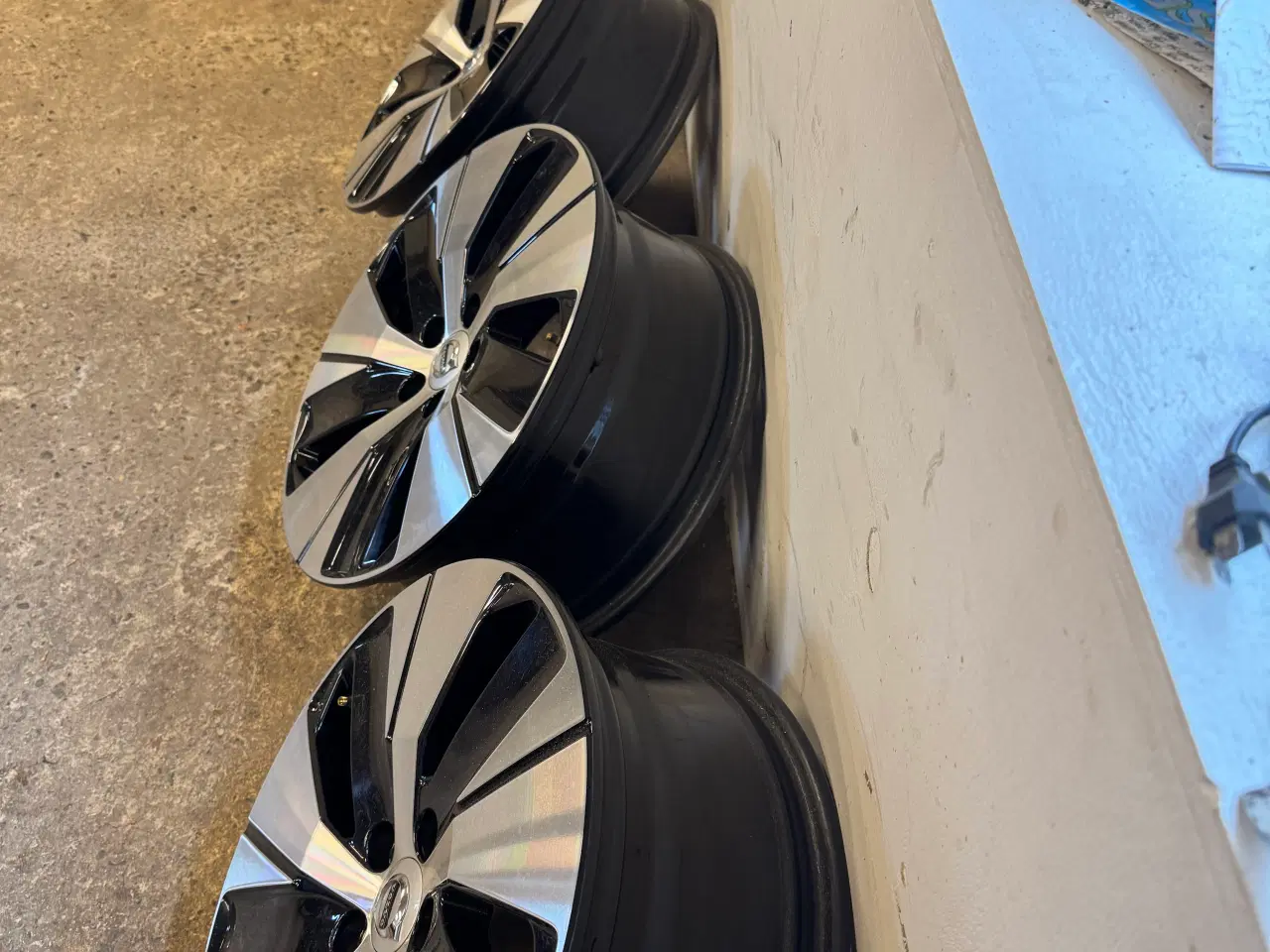 Billede 4 - 4 stk Volvo xc40 alufælge