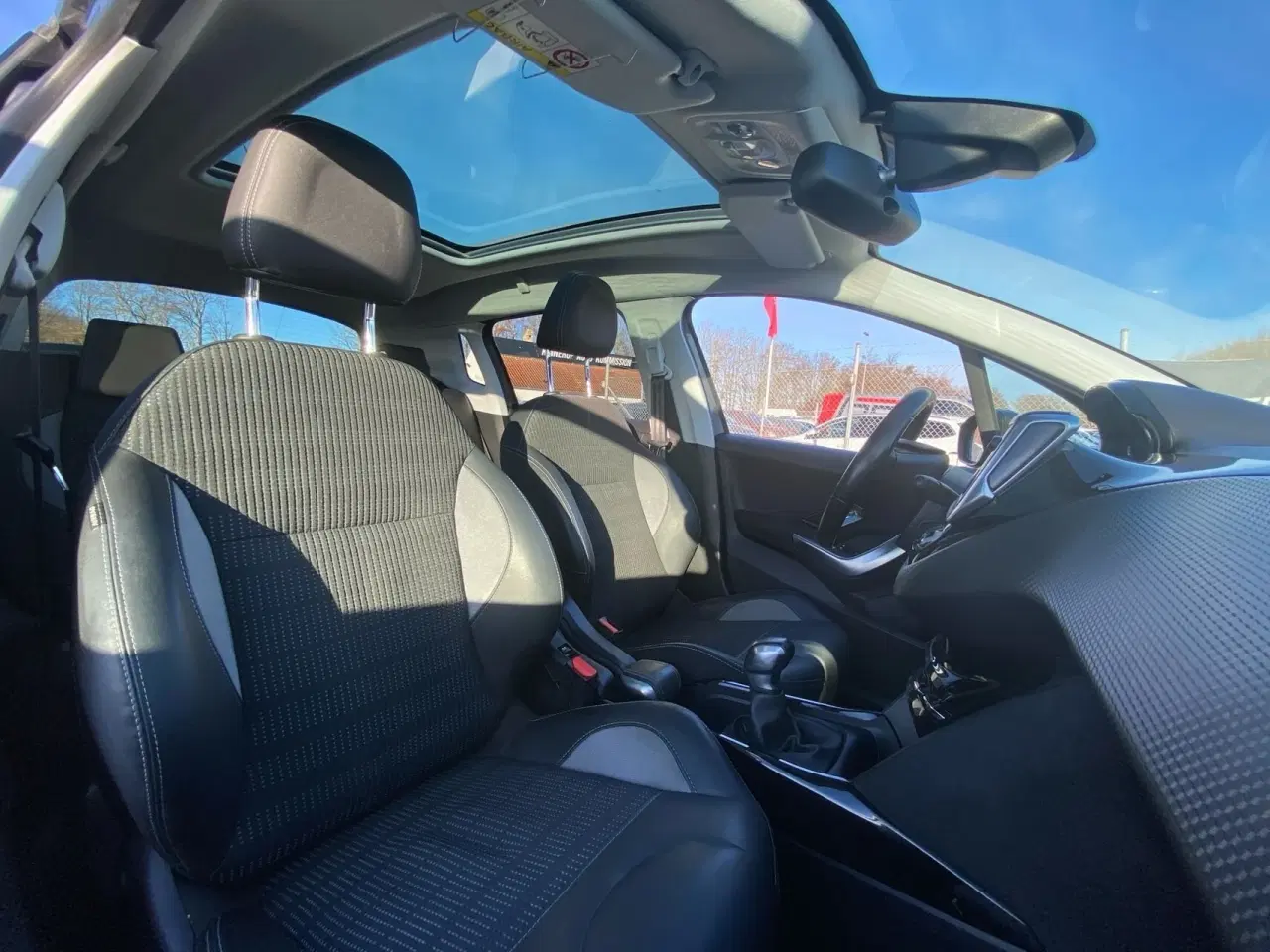 Billede 7 - Peugeot 2008 1,2 e-THP Edition Plus 110HK 5d