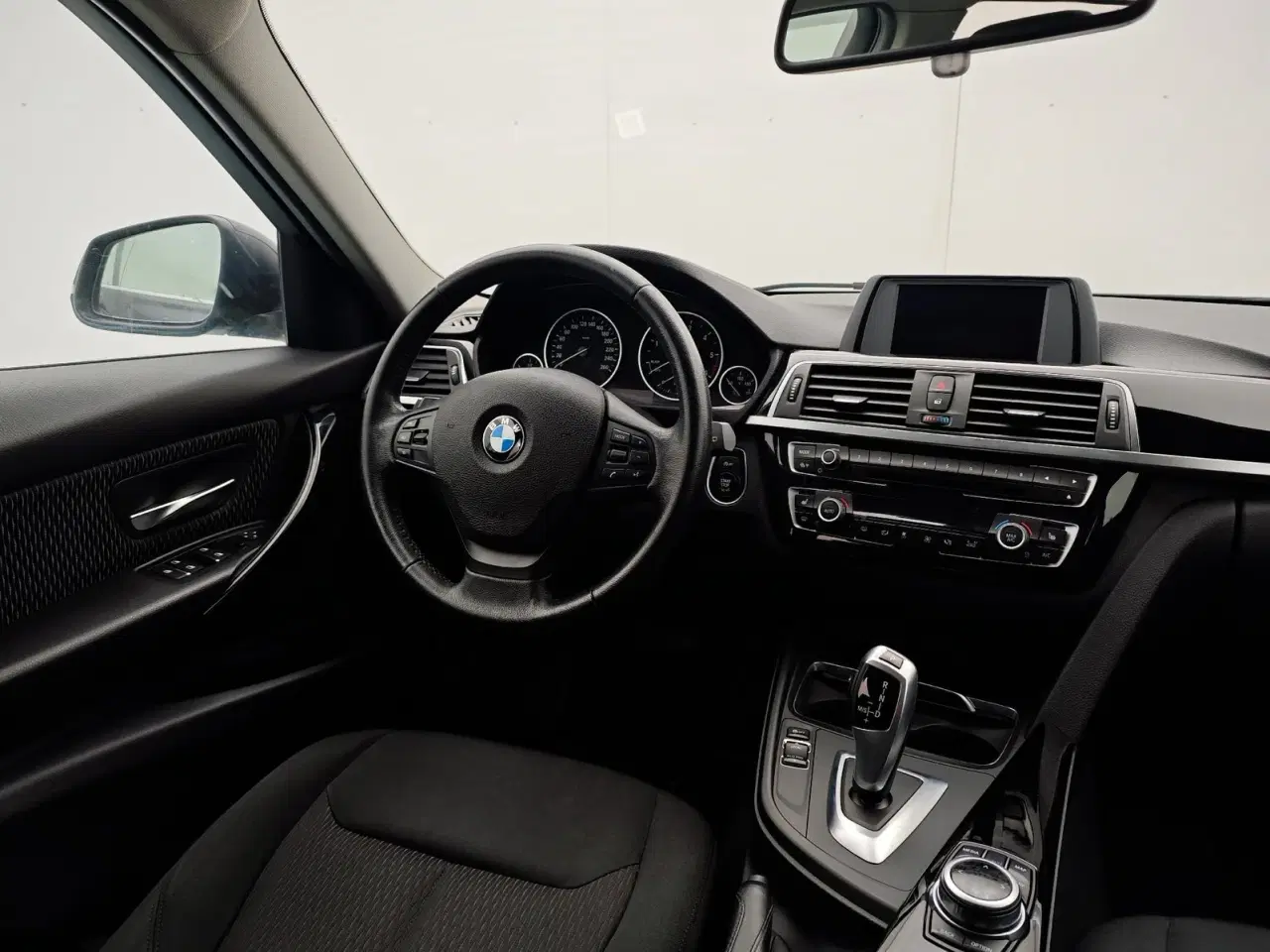 Billede 8 - BMW 320d 2,0 Touring Advantage aut.