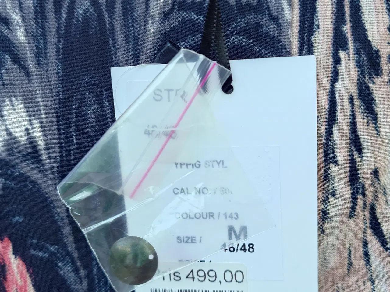 Billede 4 - Ny Yppig tunika str m (46-48)