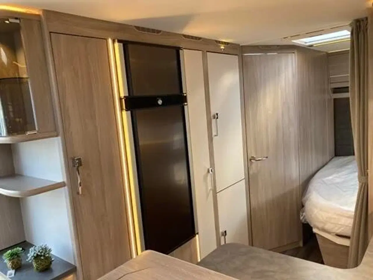 Billede 7 - Kabe ROYAL 600 D CXL - TILBUD - SPAR 61.204 Nu 522.222