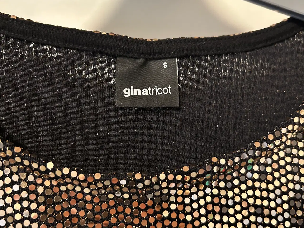 Billede 2 - Gina Tricot top 