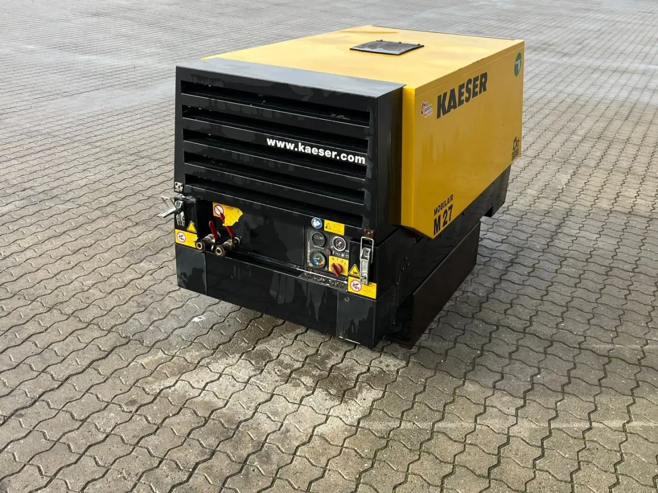 Billede 2 - Kaeser M27 2,7m3 på ski kun kørt 218t
