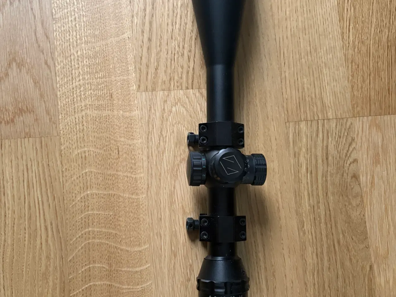 Billede 5 - Sigtekikkert med stor forstørrelse og lys