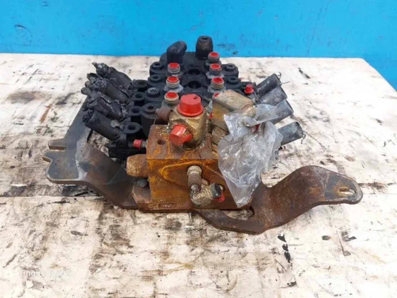 Billede 14 - JCB 560-80 Hovedeventil 400/K0862