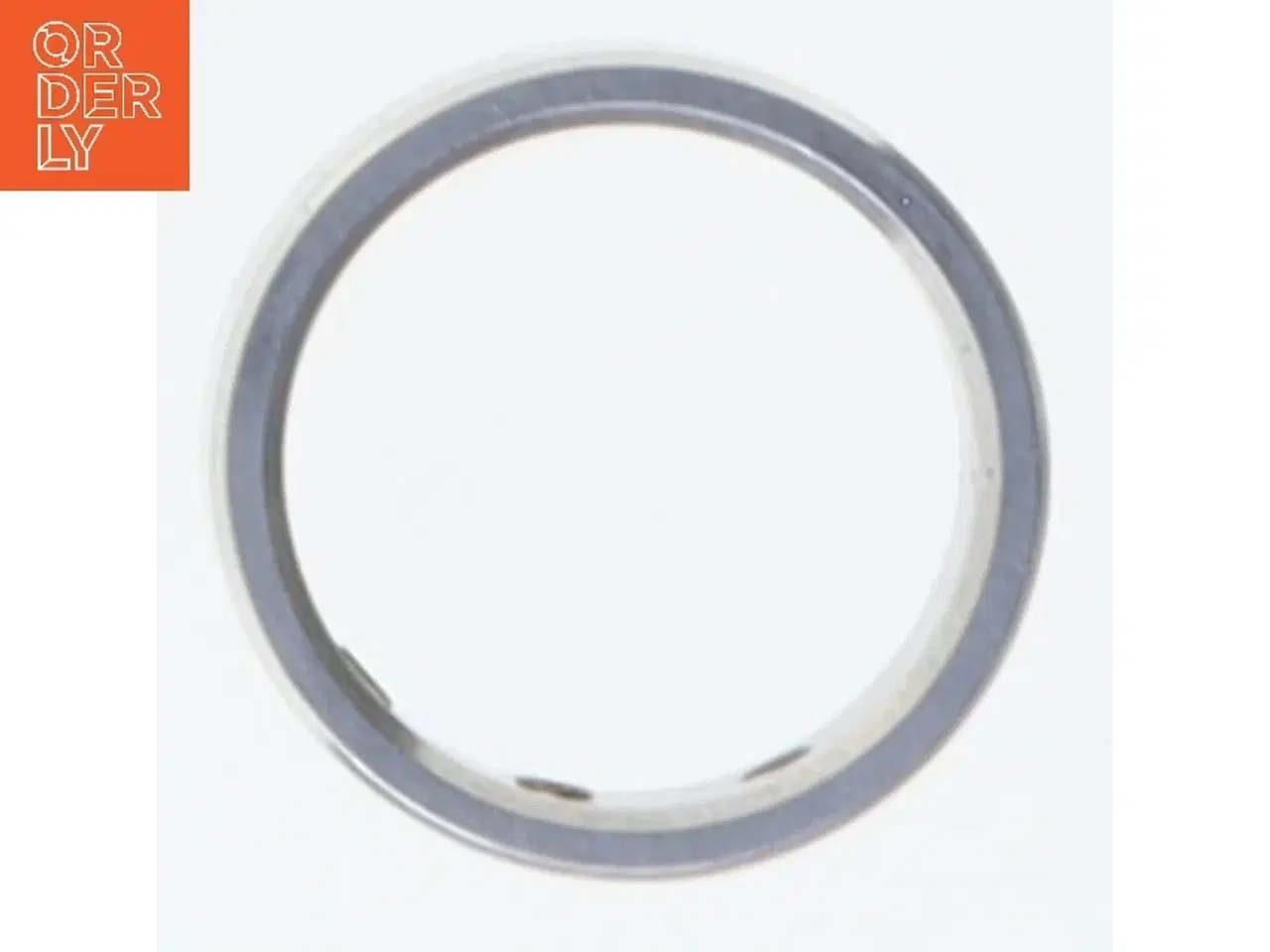 Billede 2 - Sølvfarvet ring med sten (str. 54 mm)